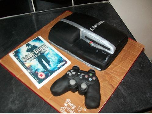 [Resim: ps3-cake.jpg]